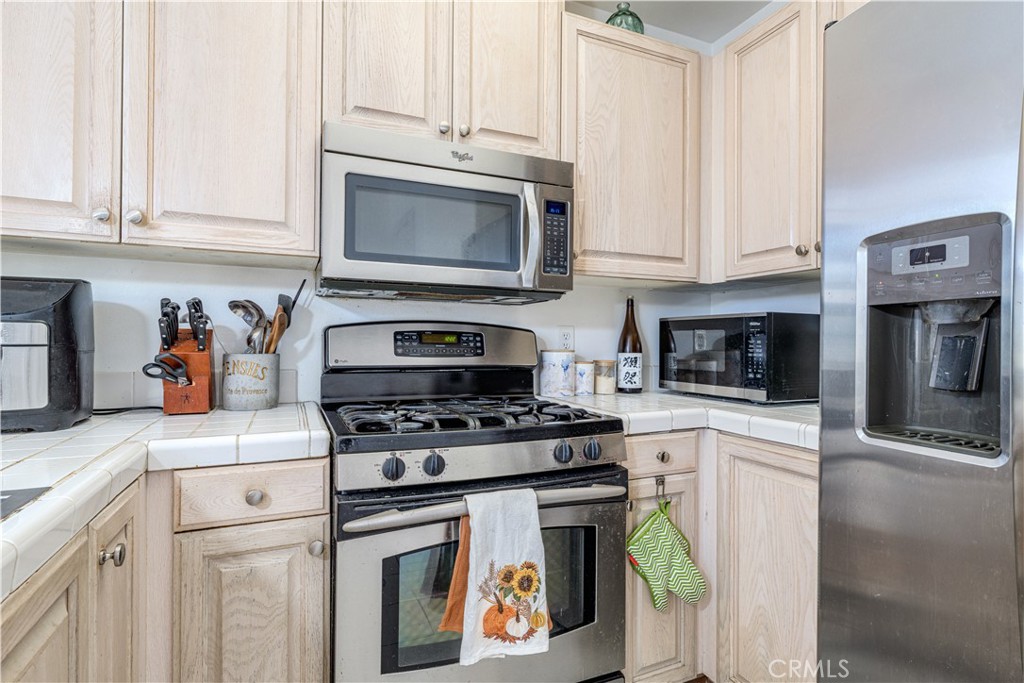 MLS #OC26004655 image #12