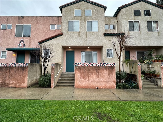 Detail Gallery Image 1 of 1 For 13901 Olive View Ln #12,  Sylmar,  CA 91342 - 3 Beds | 3 Baths