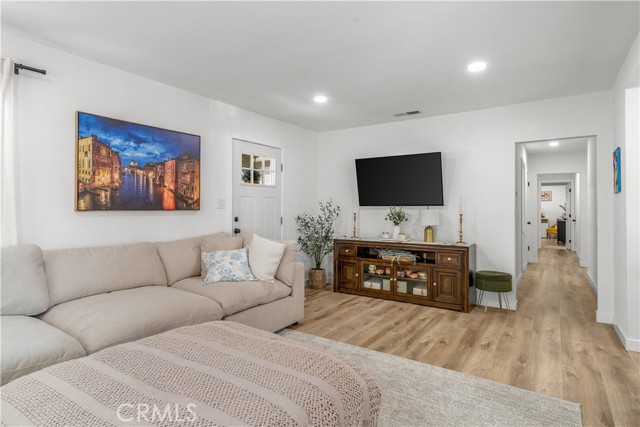 Detail Gallery Image 23 of 24 For 2055 E Nord, Compton,  CA 90222 - 3 Beds | 2 Baths