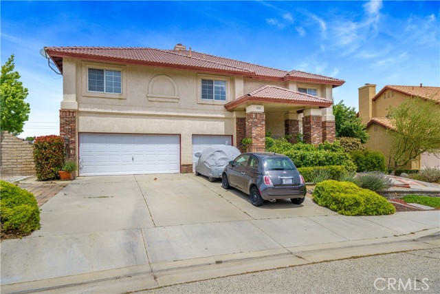 Detail Gallery Image 2 of 34 For 7323 Ojai Dr, Palmdale,  CA 93551 - 4 Beds | 3/1 Baths