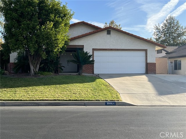 Detail Gallery Image 1 of 17 For 30064 Skipjack Dr, Canyon Lake,  CA 92587 - 3 Beds | 2 Baths