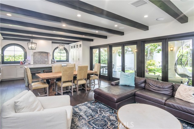 Detail Gallery Image 10 of 48 For 640 Raymond, Santa Monica,  CA 90405 - 4 Beds | 3 Baths