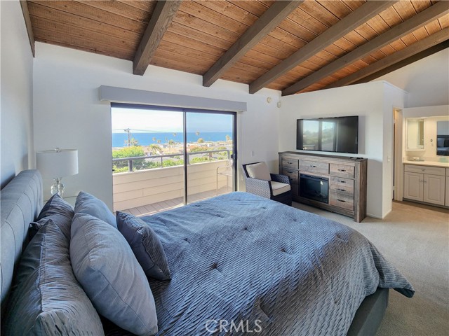 420 Palos Verdes Boulevard, Redondo Beach CA: https://media.crmls.org/medias/615196a1-3511-4ed9-8c04-3eba19d0ccd8.jpg