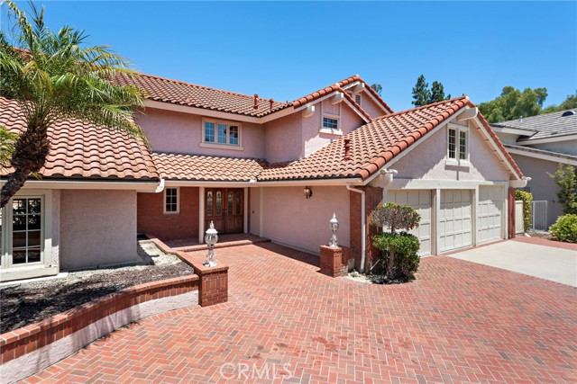26021 Flintlock Ln, Laguna Hills CA: https://media.crmls.org/medias/6151d42e-d47b-461b-a770-8923f9919fcb.jpg