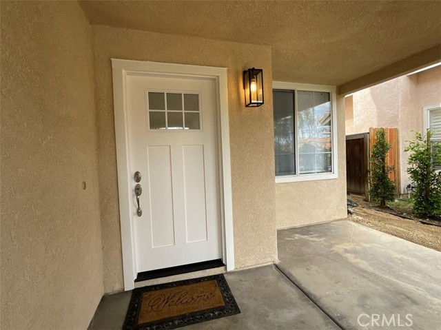 Detail Gallery Image 4 of 40 For 8028 Sorrento St, Fontana,  CA 92336 - 4 Beds | 2/1 Baths