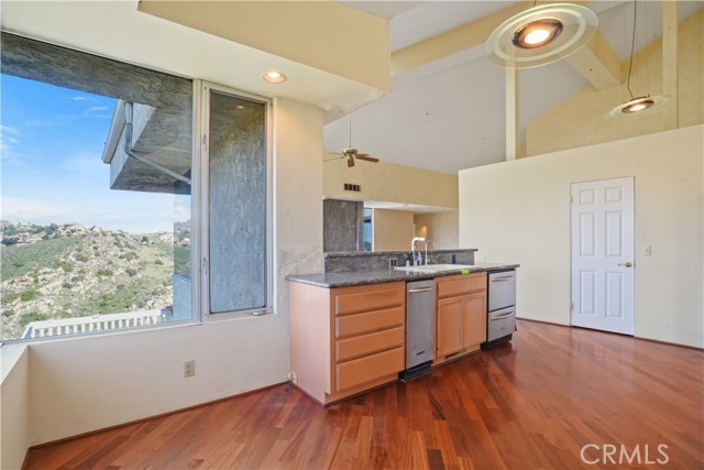 Detail Gallery Image 20 of 52 For 11 Mustang Ln, Bell Canyon,  CA 91307 - 5 Beds | 4/1 Baths