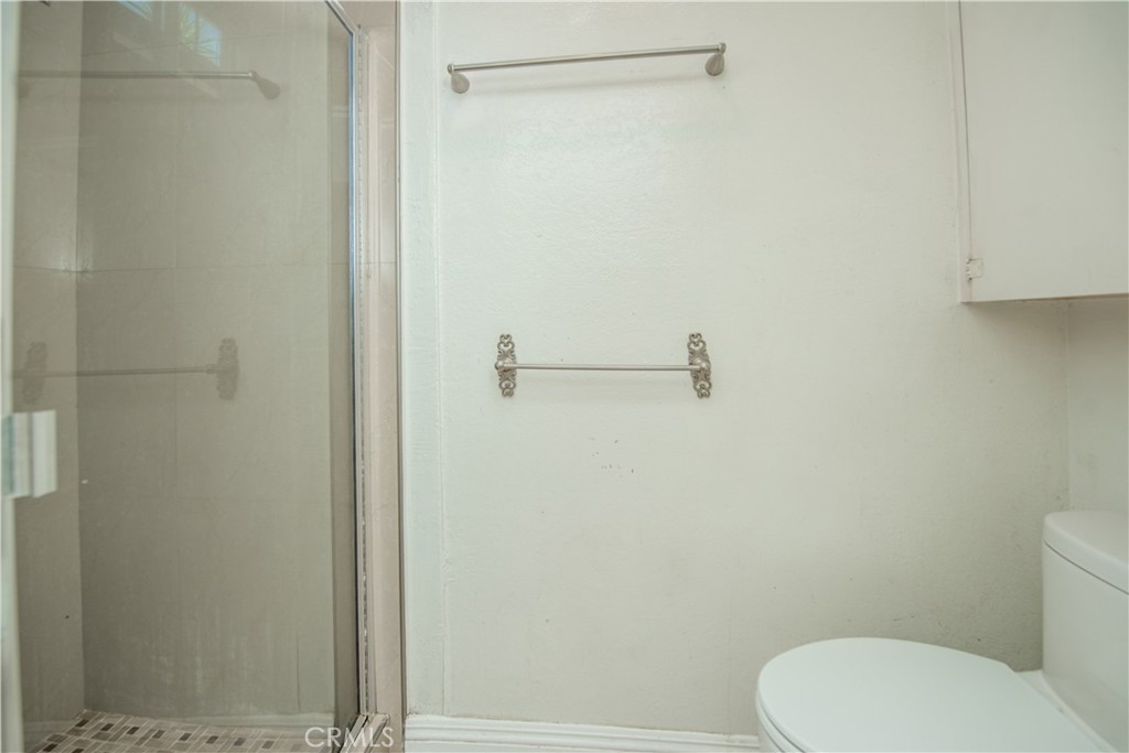https://media.crmls.org/medias/61542876-2805-4531-9c6c-85449ed6f527.jpg?preset=X-Large