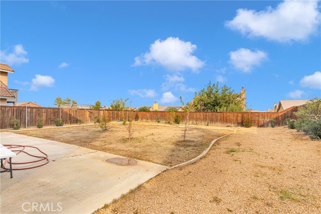 Detail Gallery Image 31 of 33 For 12839 Fencerider Way, Victorville,  CA 92392 - 3 Beds | 2/1 Baths