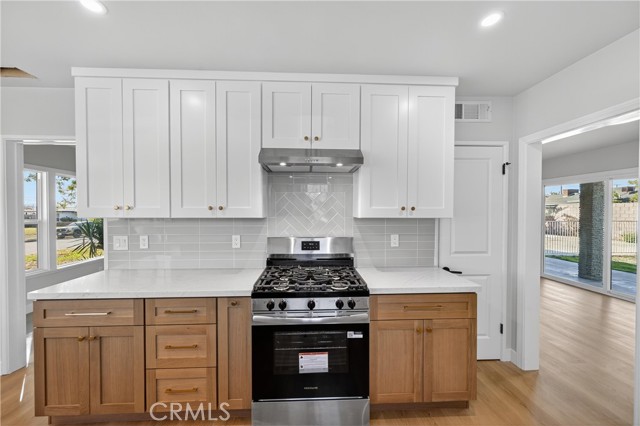 Detail Gallery Image 18 of 49 For 942 N Encina Ave, Rialto,  CA 92376 - 4 Beds | 2 Baths