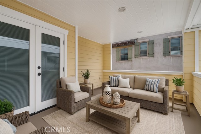 431 Iris Avenue, Corona del Mar CA: https://media.crmls.org/medias/61558d80-08ec-4403-a4cd-ee1e92a4ba29.jpg
