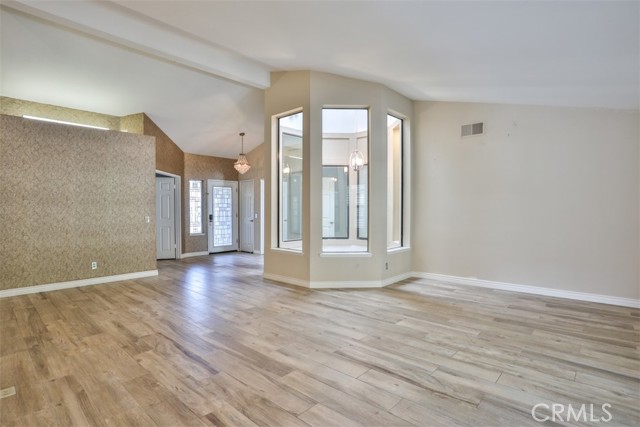 Detail Gallery Image 16 of 72 For 859 Cypress Dr, Upland,  CA 91784 - 3 Beds | 2 Baths