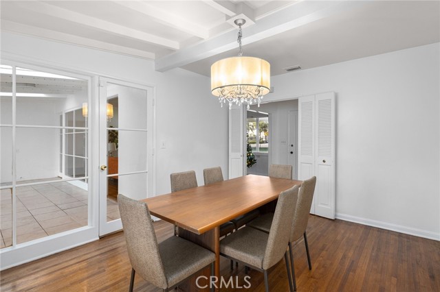 Detail Gallery Image 13 of 51 For 2976 Lombardy Rd, Pasadena,  CA 91107 - 3 Beds | 2 Baths