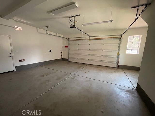 6020 Grace Street, Chino CA: https://media.crmls.org/medias/6157636e-39d6-4071-a42a-5e4e4757413f.jpg