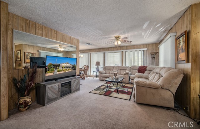 Detail Gallery Image 7 of 21 For 34111 Wildwood Canyon Rd #11,  Yucaipa,  CA 92399 - 2 Beds | 2 Baths