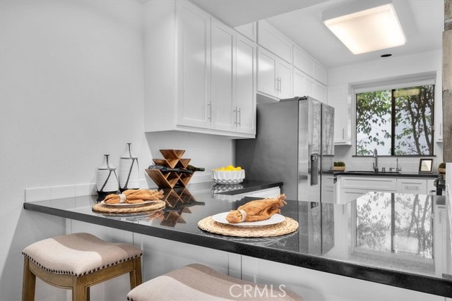 1814 Thayer Avenue, Los Angeles CA: https://media.crmls.org/medias/6158ab07-4682-4deb-9412-722ed77091a8.jpg