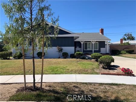 Detail Gallery Image 2 of 16 For 22815 Elm Ave, Torrance,  CA 90505 - 4 Beds | 2 Baths