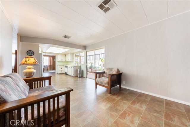 Detail Gallery Image 13 of 37 For 8801 Eton Ave #53,  Canoga Park,  CA 91304 - 2 Beds | 2 Baths