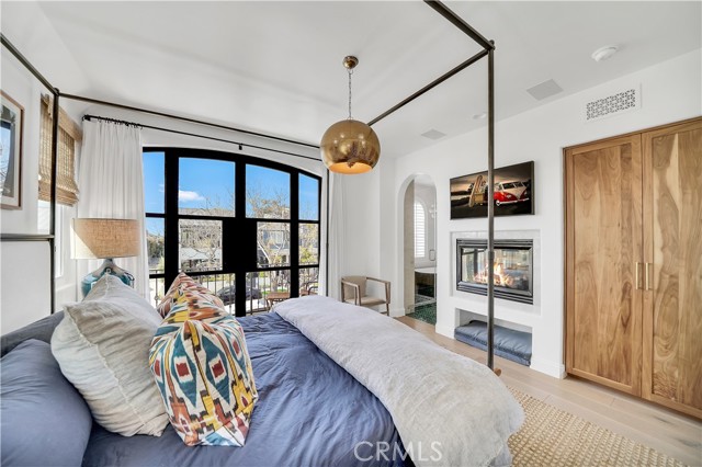 Detail Gallery Image 23 of 32 For 412 Acacia Ave, Corona Del Mar,  CA 92625 - 3 Beds | 3/1 Baths