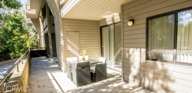 13331 Moorpark Street, Sherman Oaks CA: https://media.crmls.org/medias/615ab4ba-aec6-43cd-aeec-78abb41827c4.jpg