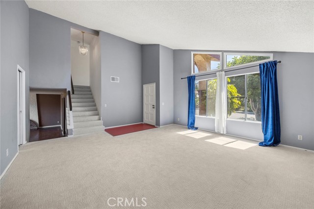 Detail Gallery Image 4 of 36 For 6631 E Princeton Ave, Anaheim Hills,  CA 92807 - 3 Beds | 2/1 Baths