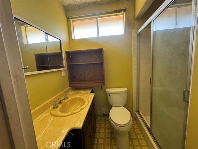 Detail Gallery Image 19 of 31 For 2757 Overland Ave, Los Angeles,  CA 90064 - 5 Beds | 3/1 Baths