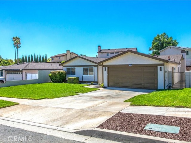 5734 N E Street, San Bernardino CA: https://media.crmls.org/medias/615ba015-b170-472b-a2eb-b02d22ef45e6.jpg