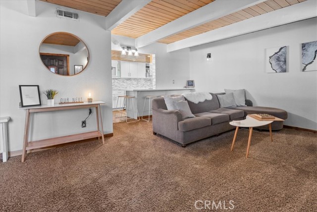 836 E Mountain View Boulevard, Big Bear City CA: https://media.crmls.org/medias/615ba923-3642-49bb-b13f-40ea616ff7bd.jpg