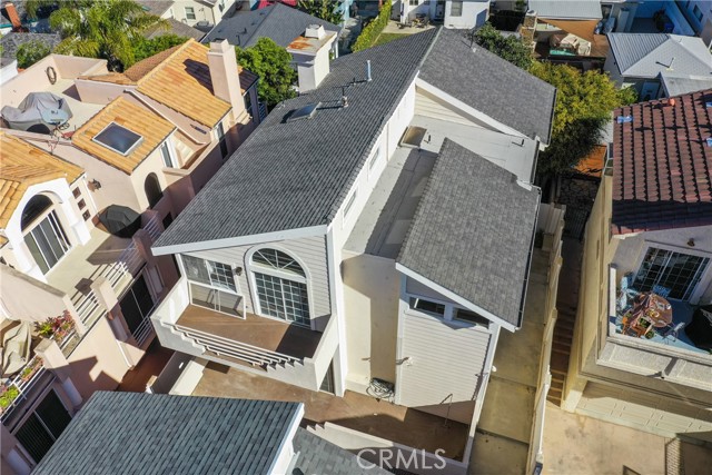 712 Lucia Avenue, Redondo Beach, California 90277, 3 Bedrooms Bedrooms, ,3 BathroomsBathrooms,Residential,Sold,Lucia,PW22019763