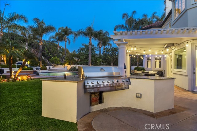 5366 Collingwood Circle, Calabasas CA: https://media.crmls.org/medias/615cb2c0-5e4c-4cb8-9ebc-c3dac74416cb.jpg