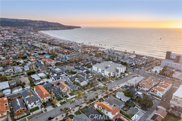 Detail Gallery Image 29 of 30 For 1301 S Catalina #K,  Redondo Beach,  CA 90277 - 2 Beds | 3 Baths