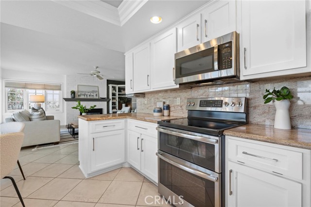 Detail Gallery Image 20 of 70 For 6722 Morning Tide Dr, Huntington Beach,  CA 92648 - 4 Beds | 2/1 Baths