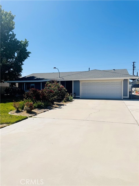 14821 Gravilla Road, Victorville CA: https://media.crmls.org/medias/615d9380-358b-40e4-9c97-ab42d326f3cf.jpg