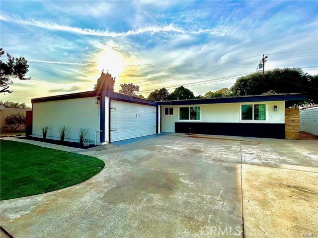 821 N Mountain View Place, Fullerton, CA 