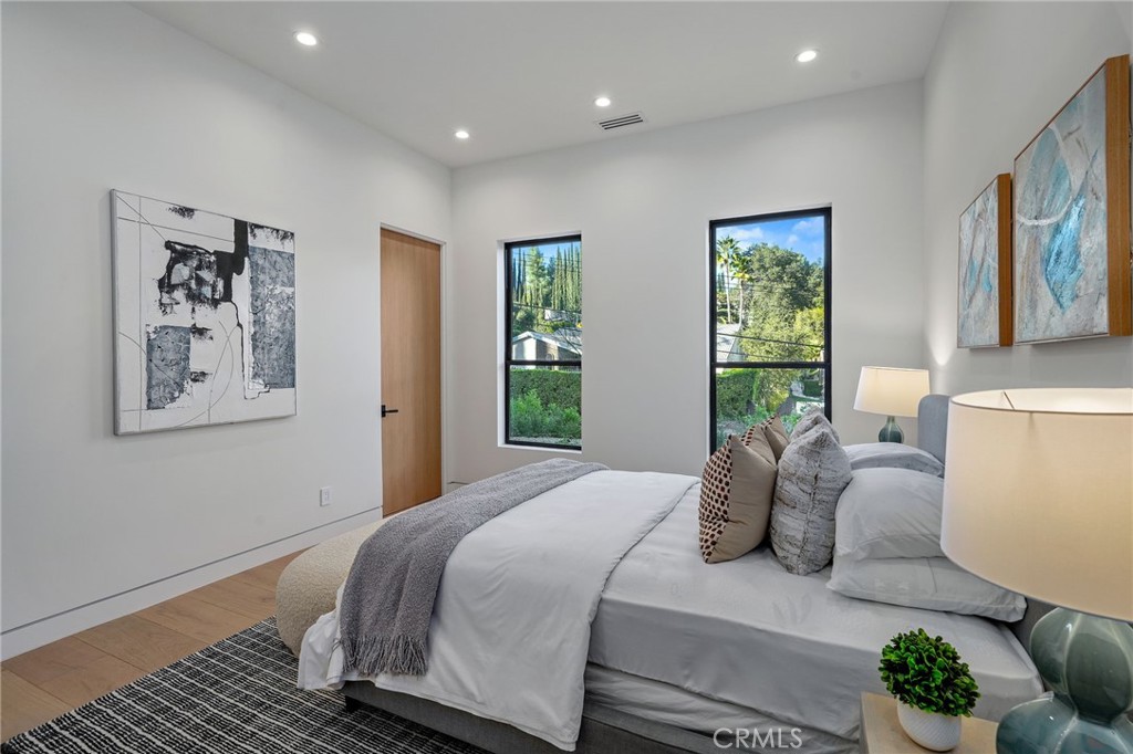 615Eb042 19D1 40Ee B852 308Dfbc274Ed 17040 Mooncrest Drive, Encino, Ca 91436 &Lt;Span Style='BackgroundColor:transparent;Padding:0Px;'&Gt; &Lt;Small&Gt; &Lt;I&Gt; &Lt;/I&Gt; &Lt;/Small&Gt;&Lt;/Span&Gt;