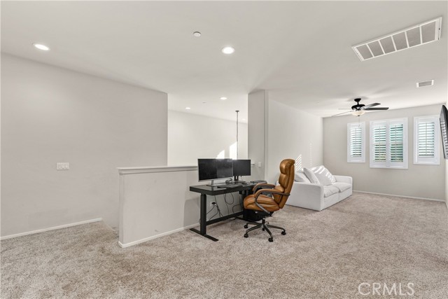 Detail Gallery Image 19 of 40 For 24062 Buckstone, Menifee,  CA 92584 - 5 Beds | 3/1 Baths