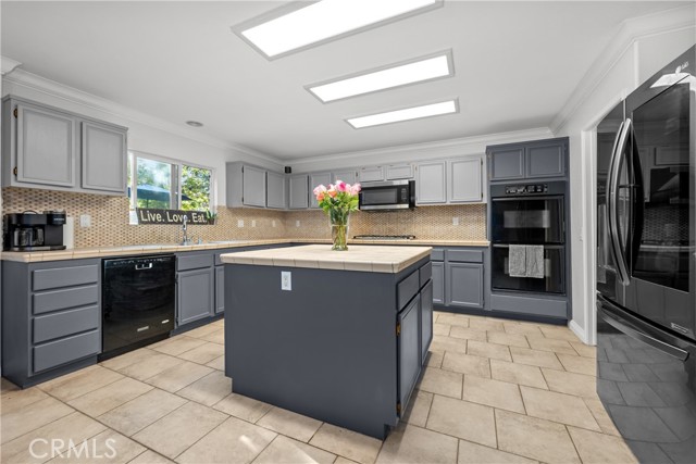 46140 Grace Court, Temecula CA: https://media.crmls.org/medias/615f28d7-b806-4474-b29e-c79bfca4da62.jpg