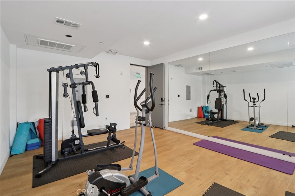 MLS #OC25259730 image #24