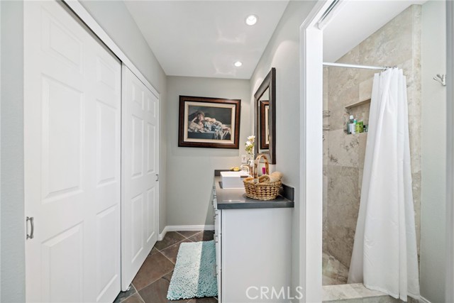 Detail Gallery Image 25 of 47 For 39004 Knoll View Cir, Cathedral City,  CA 92234 - 3 Beds | 3 Baths