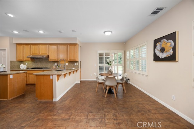 5675 W Overlook Drive, Rancho Cucamonga CA: https://media.crmls.org/medias/61605d73-9831-46b9-ae27-7917e69a71f5.jpg