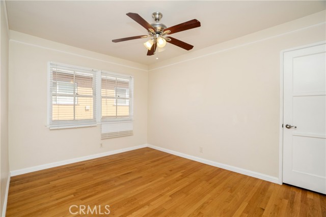 Detail Gallery Image 12 of 35 For 5918 S Fairfax Ave, Los Angeles,  CA 90056 - 4 Beds | 2 Baths