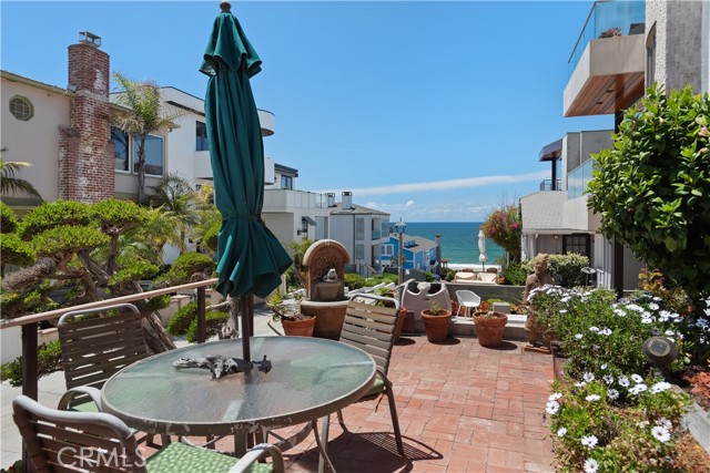 133 16th, Manhattan Beach, California 90266, ,Residential Income,Sold,16th,SB23079698