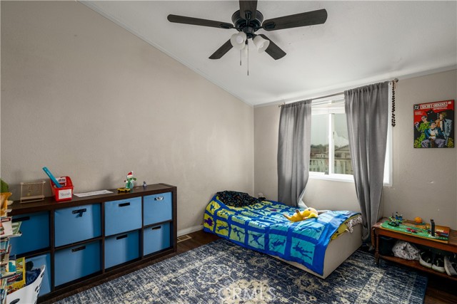 Detail Gallery Image 5 of 21 For 21825 Pitt Way, Wildomar,  CA 92595 - 5 Beds | 2 Baths