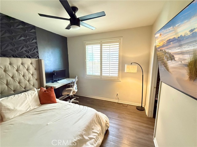 15767 Buck Point Lane, Fontana CA: https://media.crmls.org/medias/61618ad9-7699-4d53-83db-688dbb2fd868.jpg