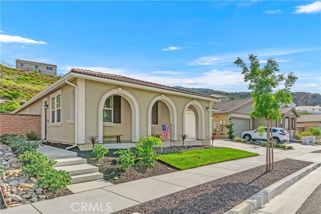 Detail Gallery Image 5 of 49 For 2720 Santa Fiora Dr, Corona,  CA 92882 - 3 Beds | 3/1 Baths