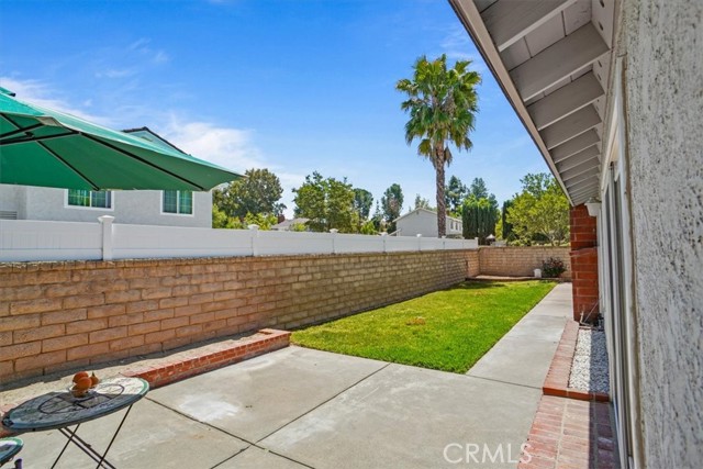 Detail Gallery Image 13 of 20 For 25656 Lochmoor Rd, Valencia,  CA 91355 - 3 Beds | 2 Baths