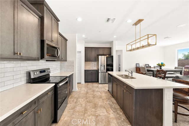27108 Oncore Drive, Menifee CA: https://media.crmls.org/medias/61643b29-8370-4388-8ad6-4c7adf36ac3c.jpg