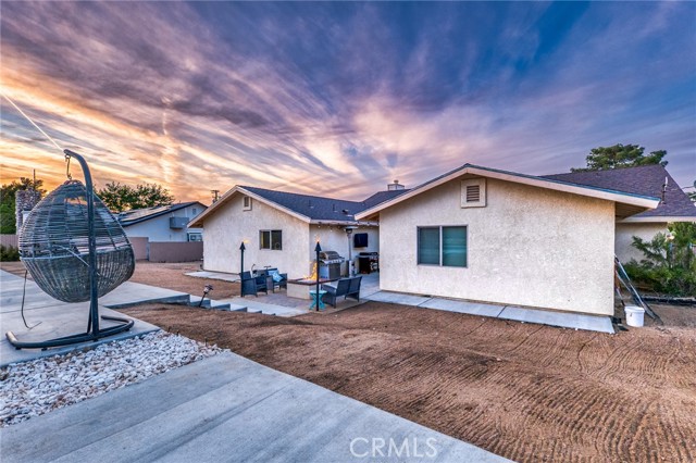 Detail Gallery Image 11 of 59 For 57731 San Tropeze, Yucca Valley,  CA 92284 - 5 Beds | 3 Baths