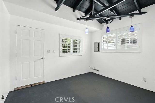Detail Gallery Image 25 of 31 For 414 N Gertruda #B,  Redondo Beach,  CA 90277 - 3 Beds | 2 Baths
