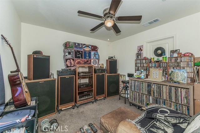 Image 33 of 43 For 2161 Heidi Avenue