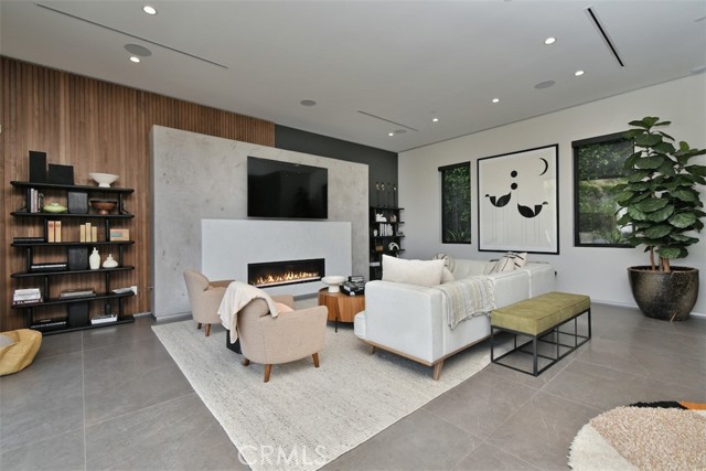 Detail Gallery Image 5 of 36 For 14753 Round Valley, Sherman Oaks,  CA 91403 - 4 Beds | 5 Baths